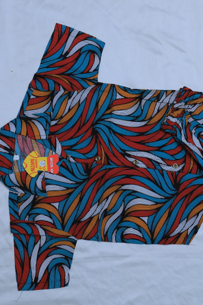 Boy's 2-Piece Graphic Suit